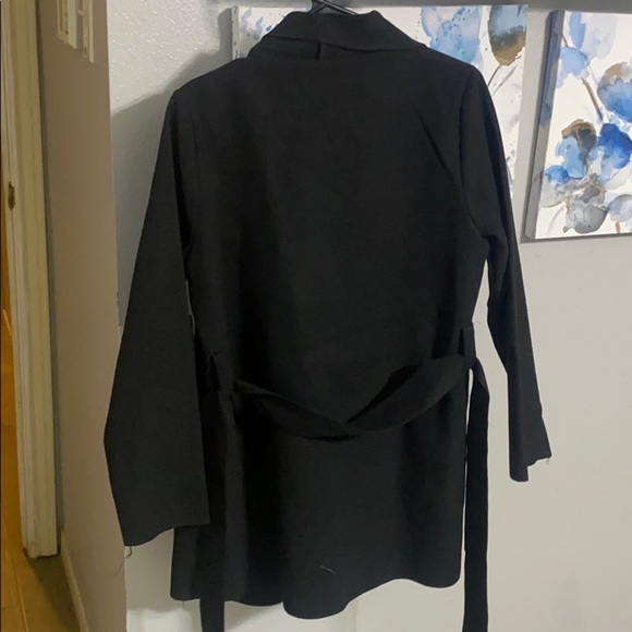 Brand new. Soft black layered jacket with tie back - Picture 4 of 4
